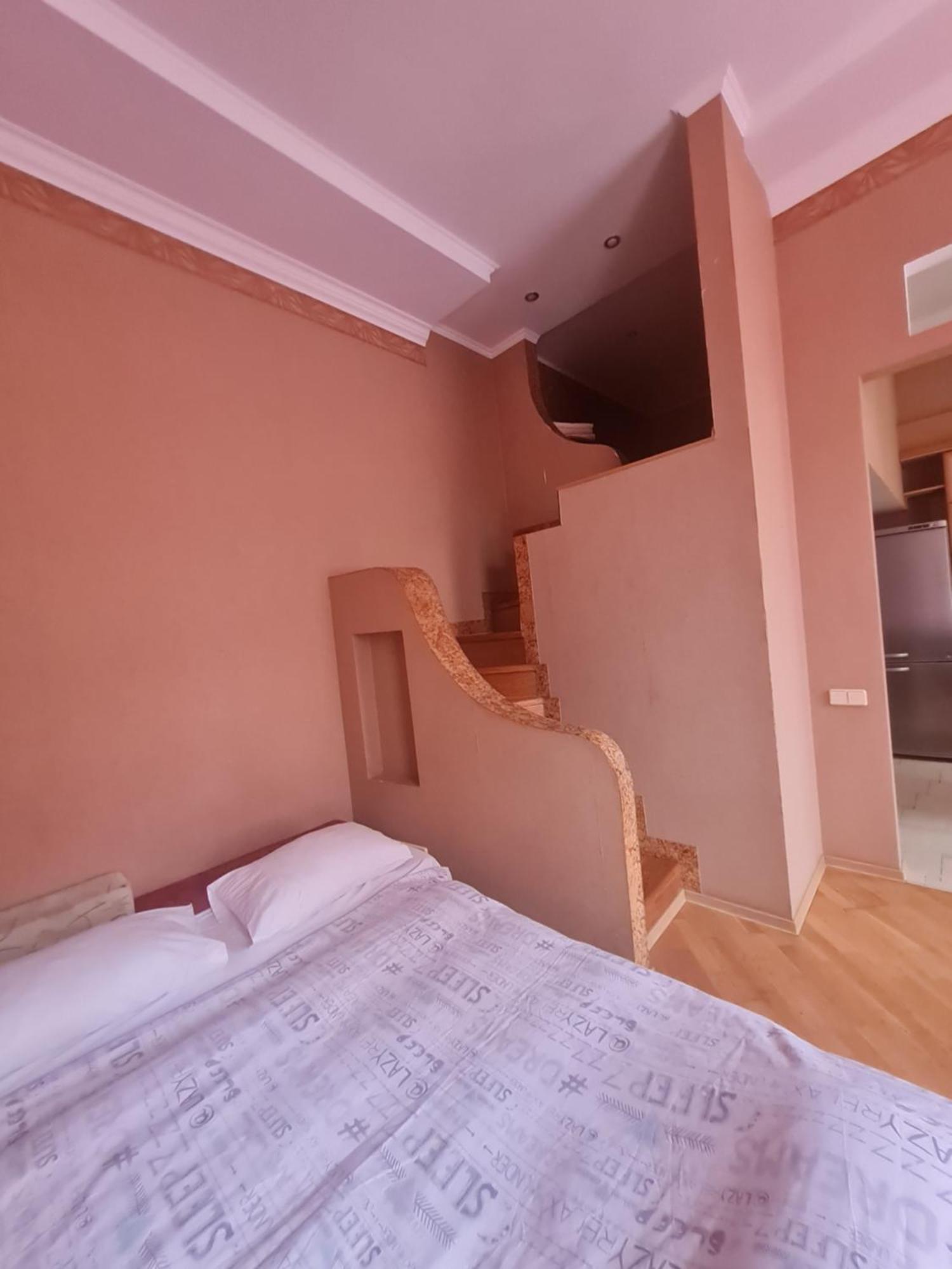 Центр, Євгена Коновальця, 3 Apartment Lutsk Ngoại thất bức ảnh